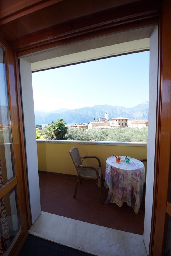 Hotel Alpi Malcesine Exterior photo