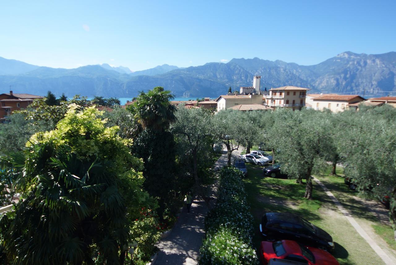 Hotel Alpi Malcesine Exterior photo